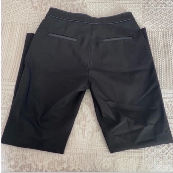 Women’s H&M Classic Black Crop Fit Slack Pants Size 8 - Picture 4 of 6
